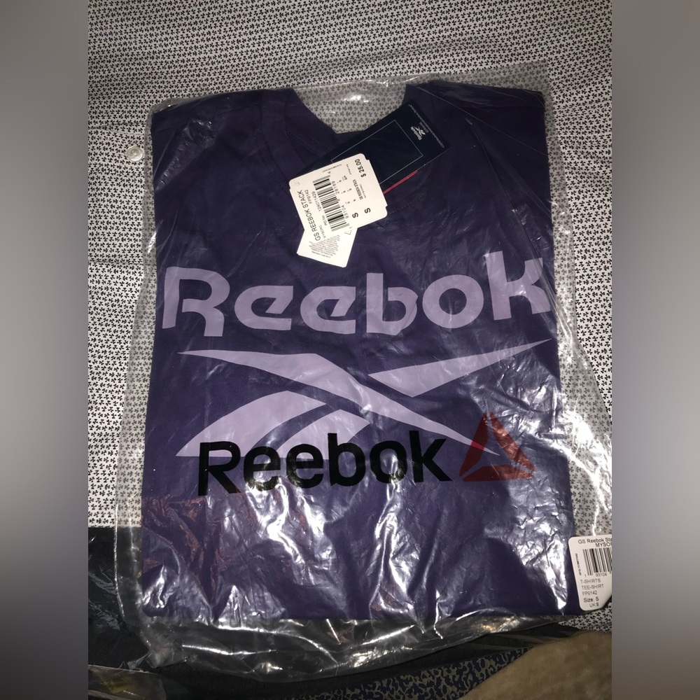 5 Reebok tee shirts - Picture 10 of 10